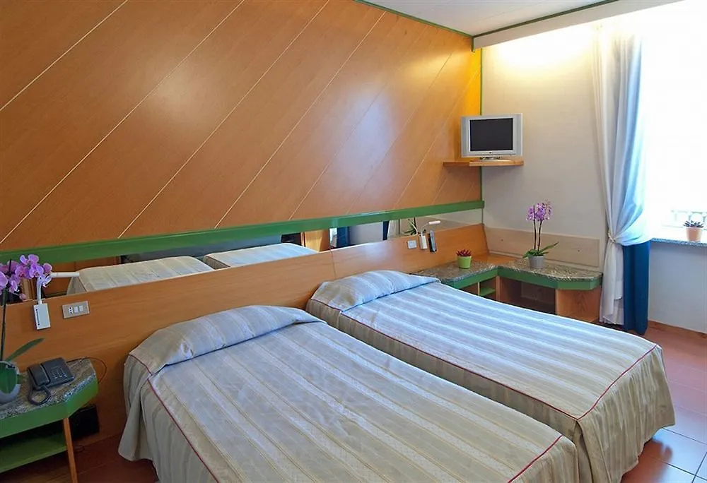 מילאנו Hotel Sempione איטליה