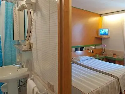 ***  מילאנו Hotel Sempione איטליה